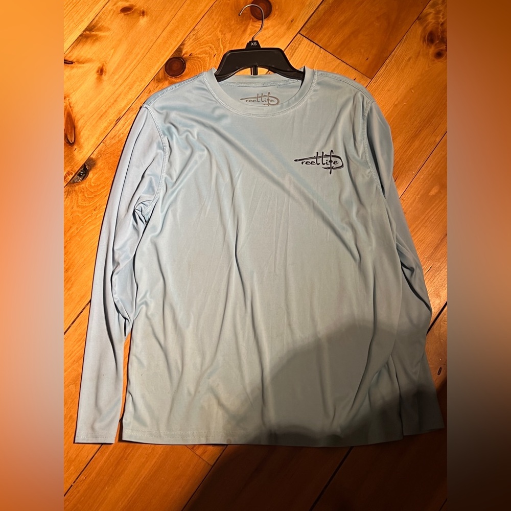 Athletic long sleeve